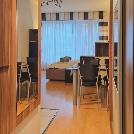 Appartement H10 With Free Parking *