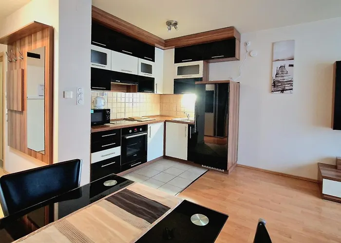 H10 With Free Parking Budapesta